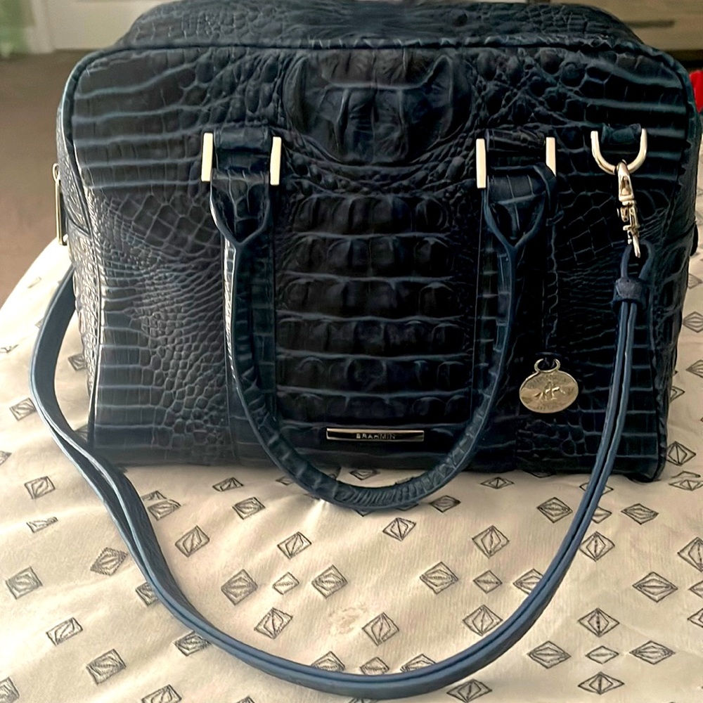 Brahmin Bag slightly used only worn couple times